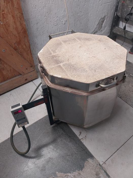 Piec do wypalania ceramiki F.Kittec 45l