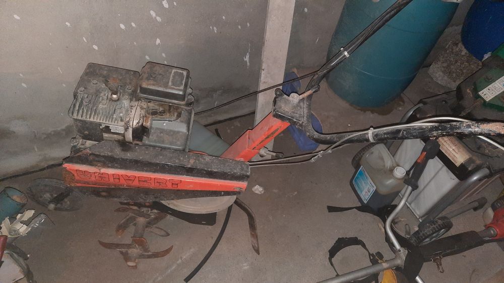 Motocultivador em Fafe