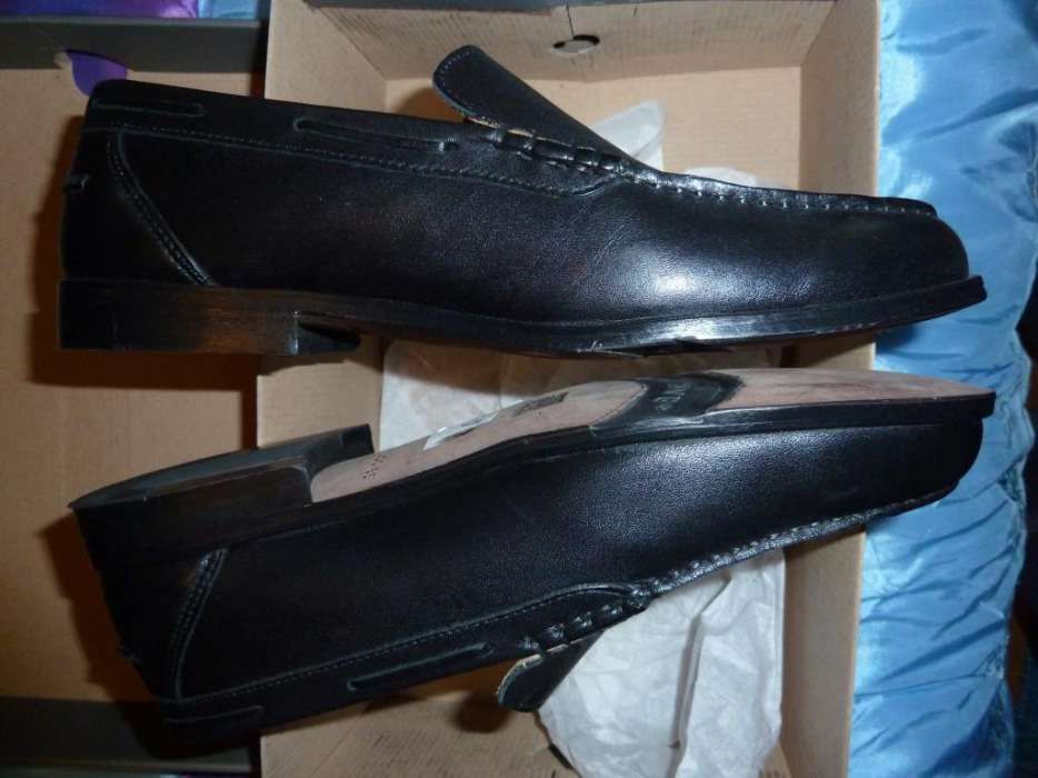 Sapatos novos Hush Puppies 41