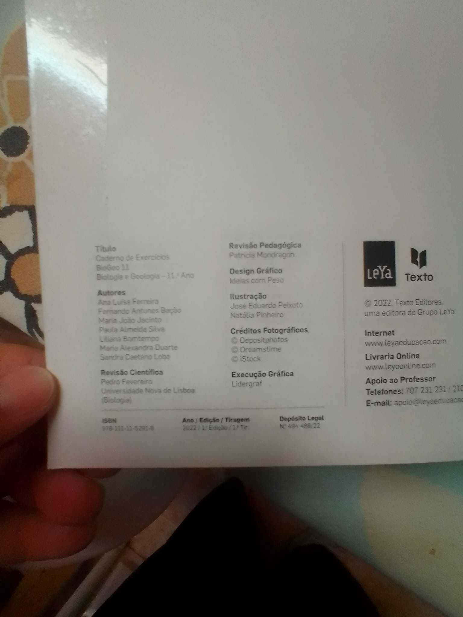 Caderno Exercícios Biologia Geologia 11º ano (versão professor)