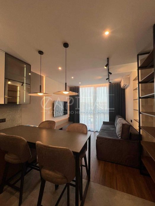 Продаж квартири, вул. Салютна, ЖК Файна Таун, Шевченківський р-н