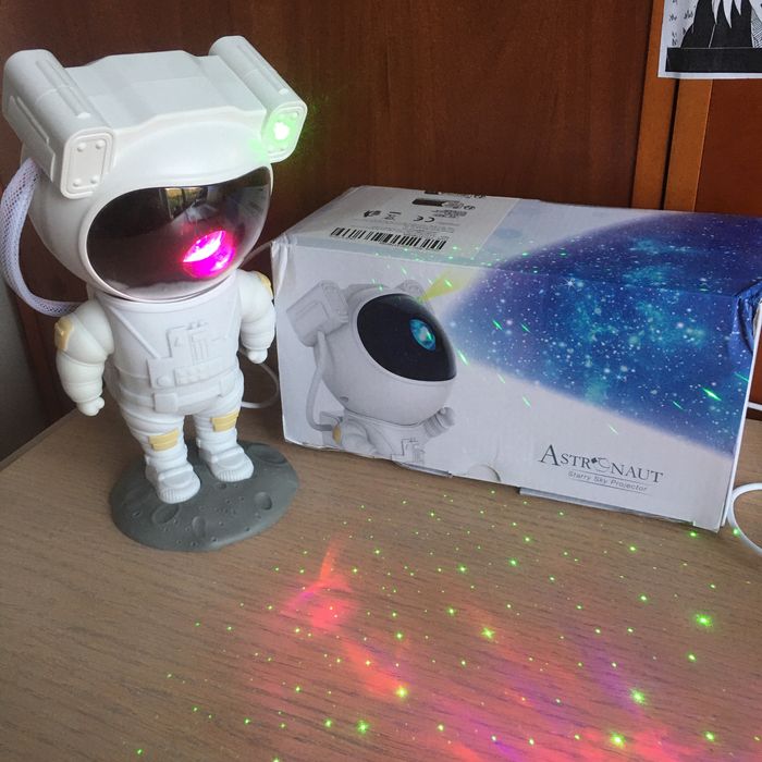 Проектор ночной астронавт светильник