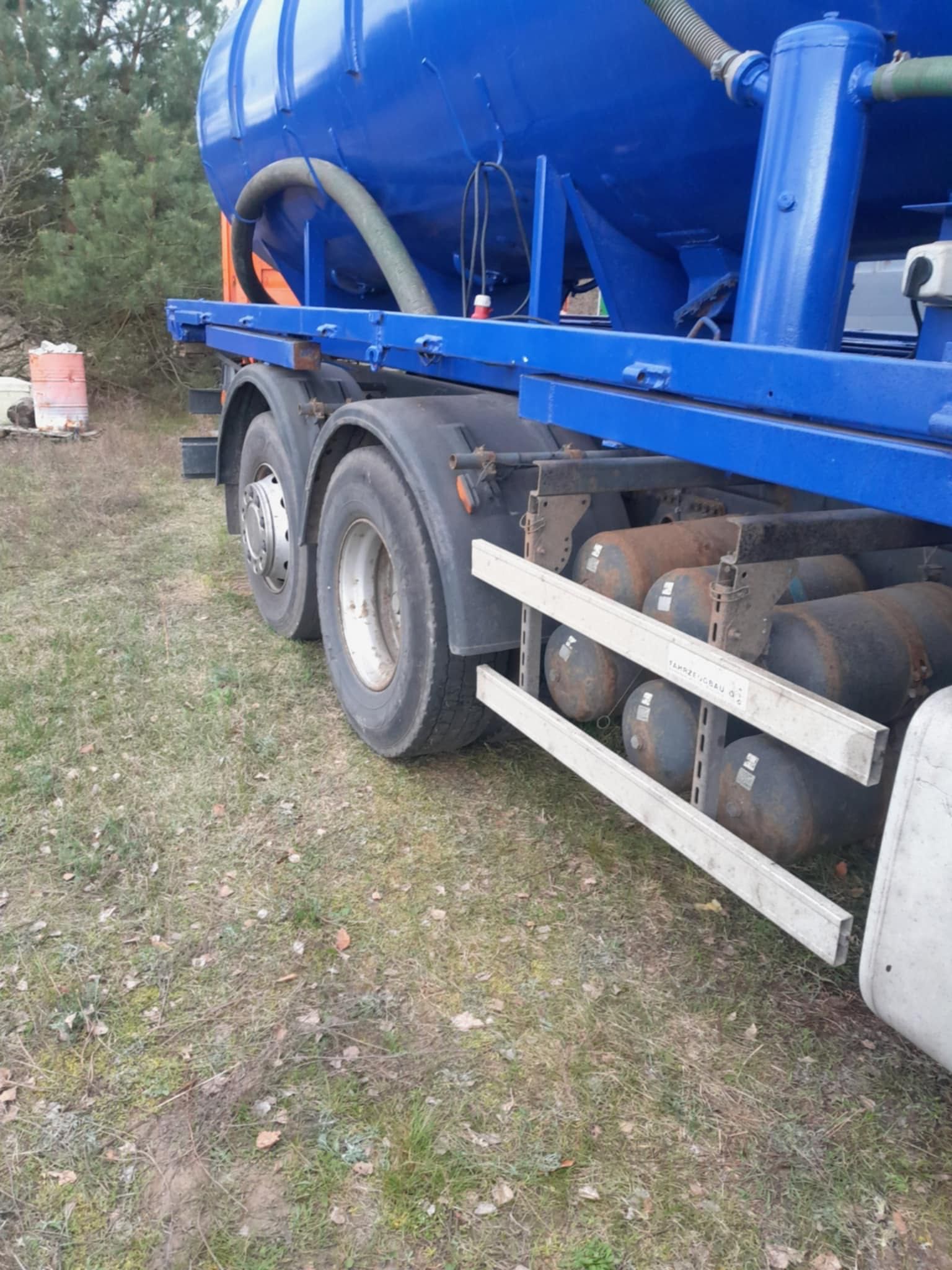 Scania R 420 6x2 BDF asenizacyjna