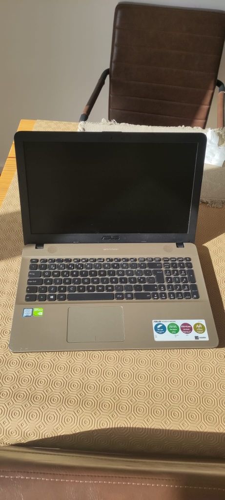 ASUS A541u (Negociável)