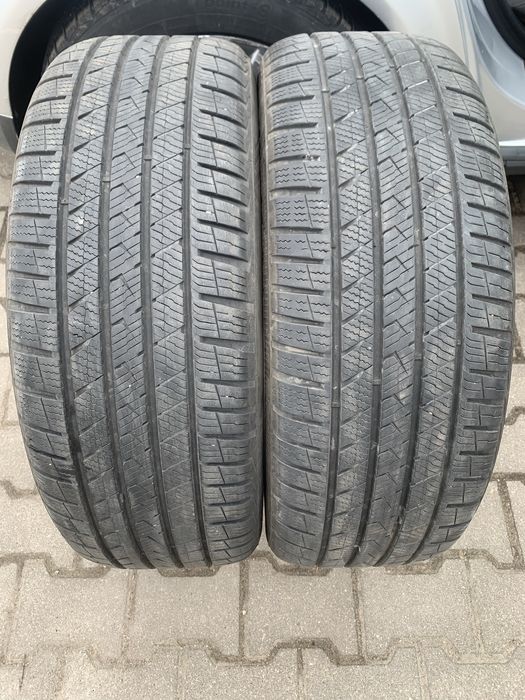 Opony wielosezonowe Vredestein 235/50R19