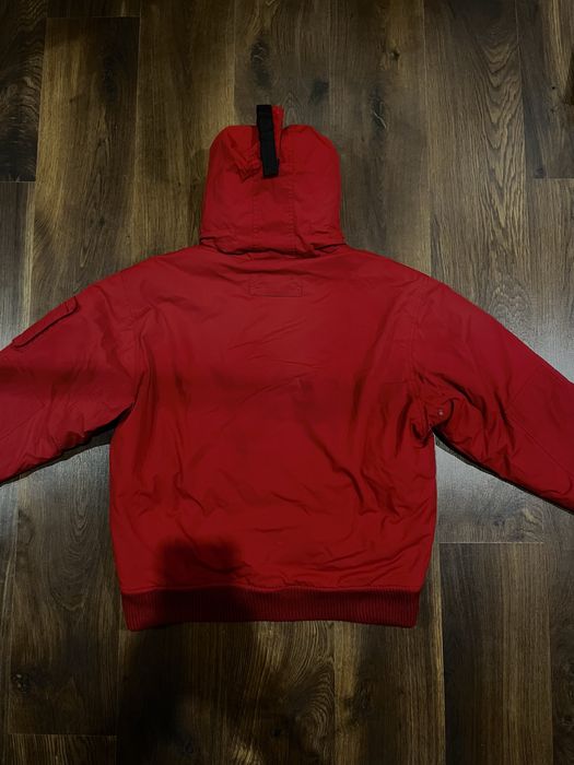 Пуховик Helly Hansen