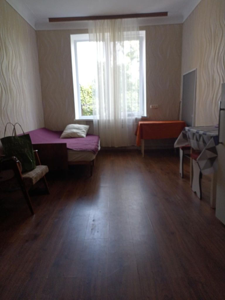 Сдам кімнату в общежитії. Дарницький район від власника.