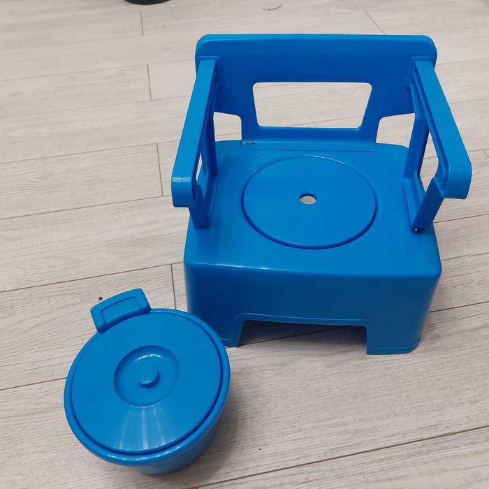 Дитячий горщик- стілець