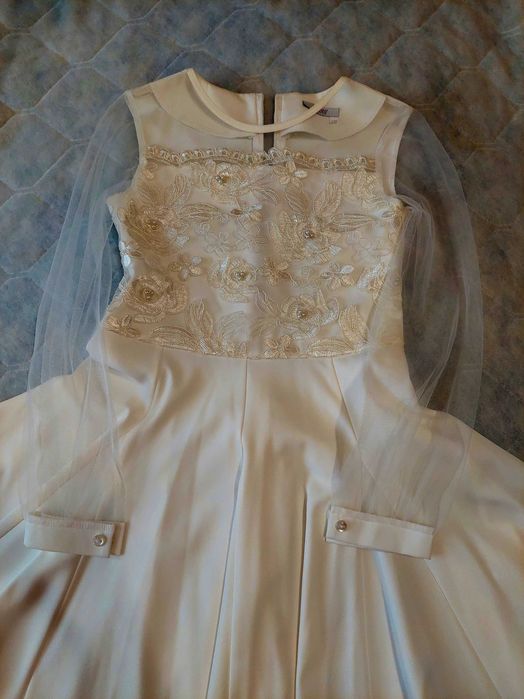 Святкова сукня для дівчинки