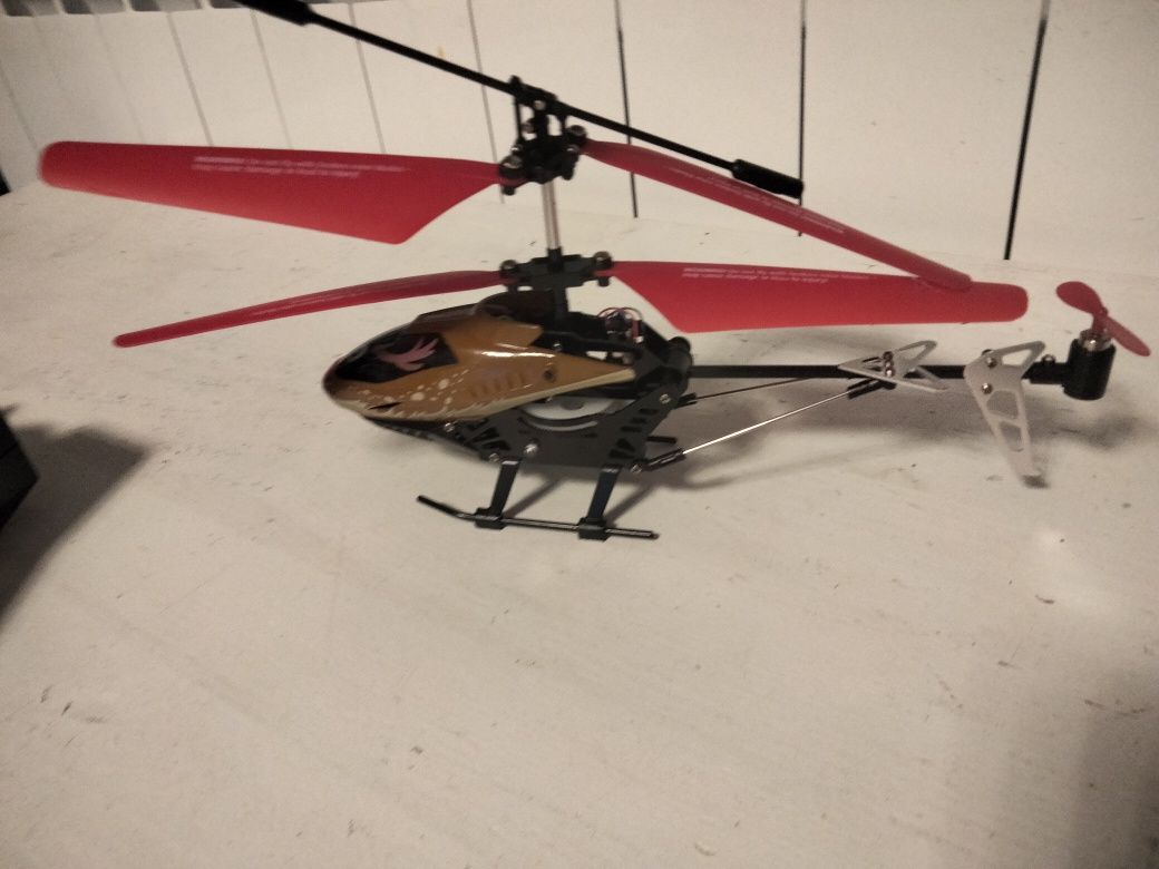 Helikopter zdalnie sterowany Revell