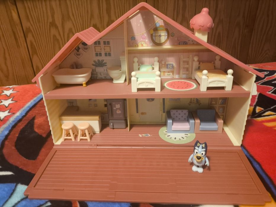 Casa da Bluey completa como nova