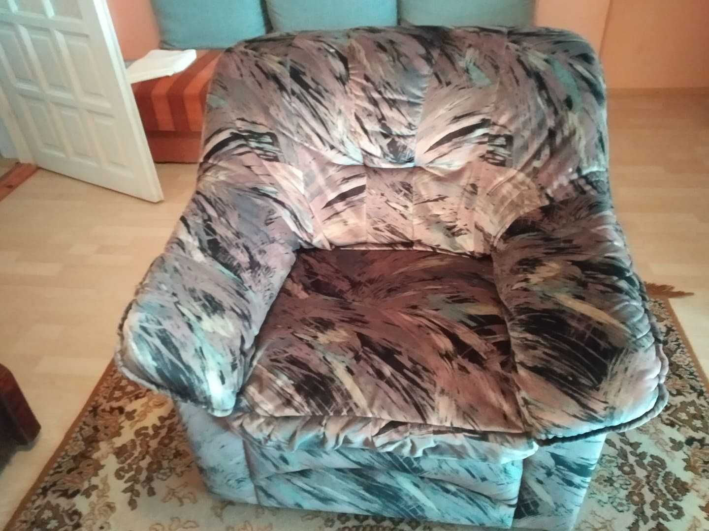 Duży, wygodny fotel