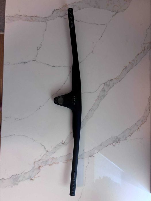 Kierownica zintegrowana Gemini Pröpus  Carbon