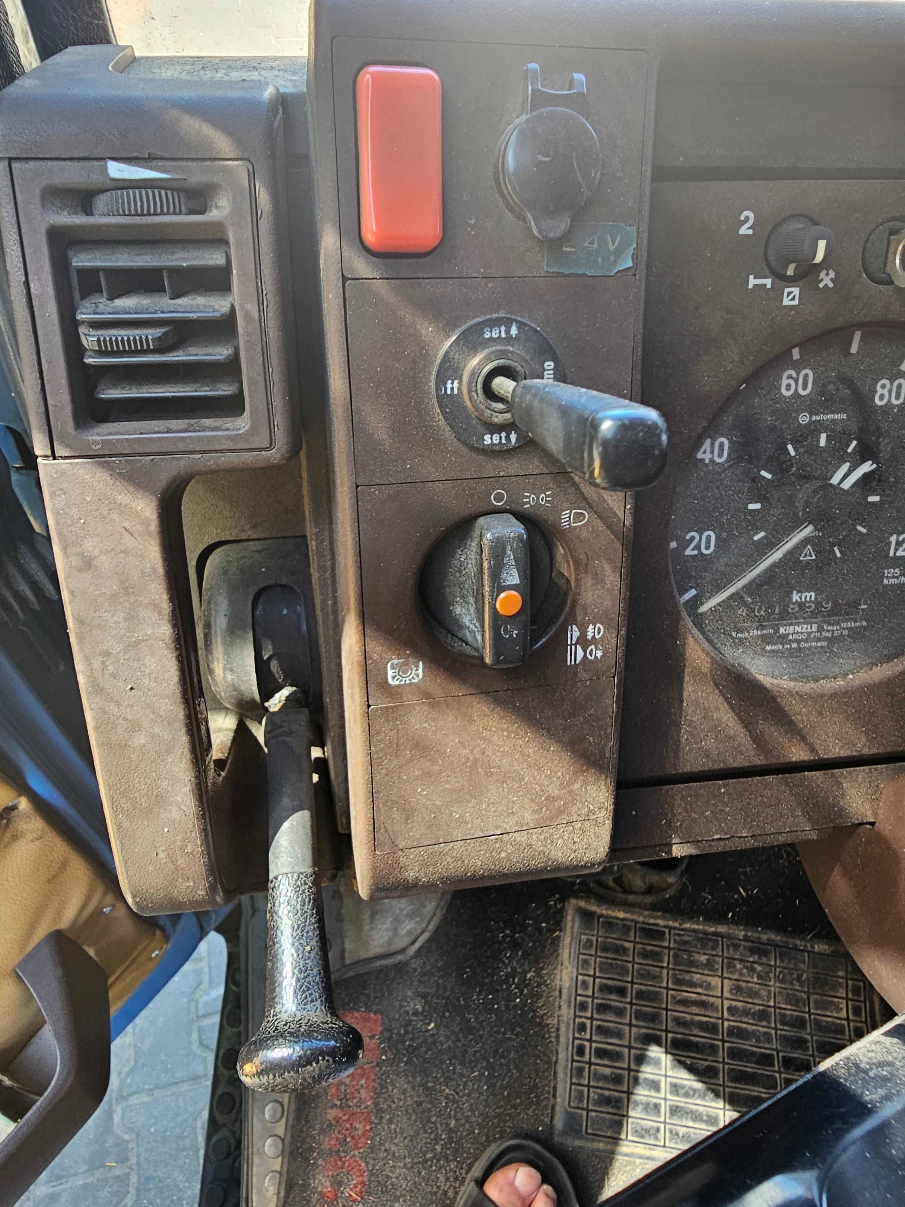MERCEDES 1117 platforma firanka