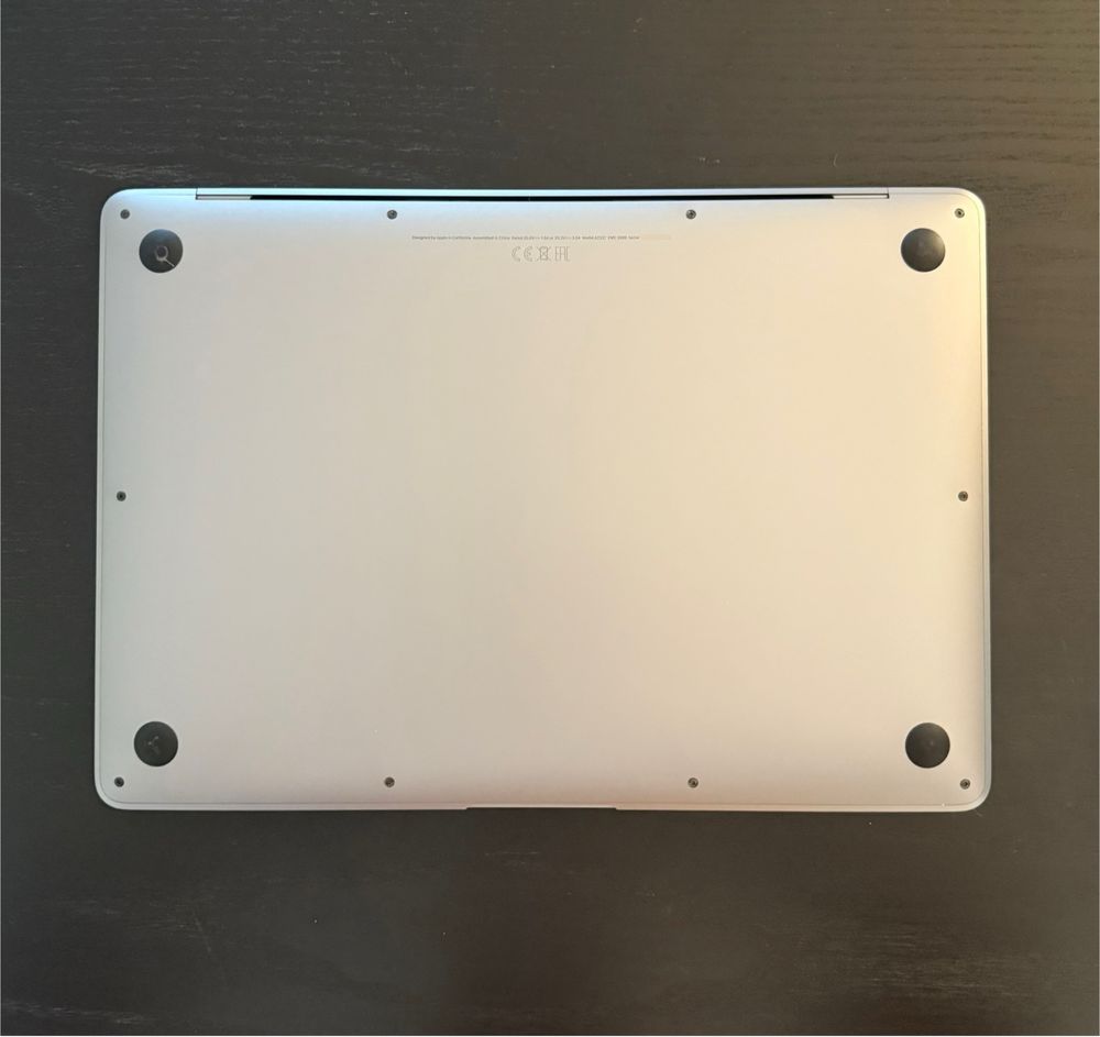 MacBook Air 13” (2020) – Apple M1 – 16GB RAM – 512GB SSD