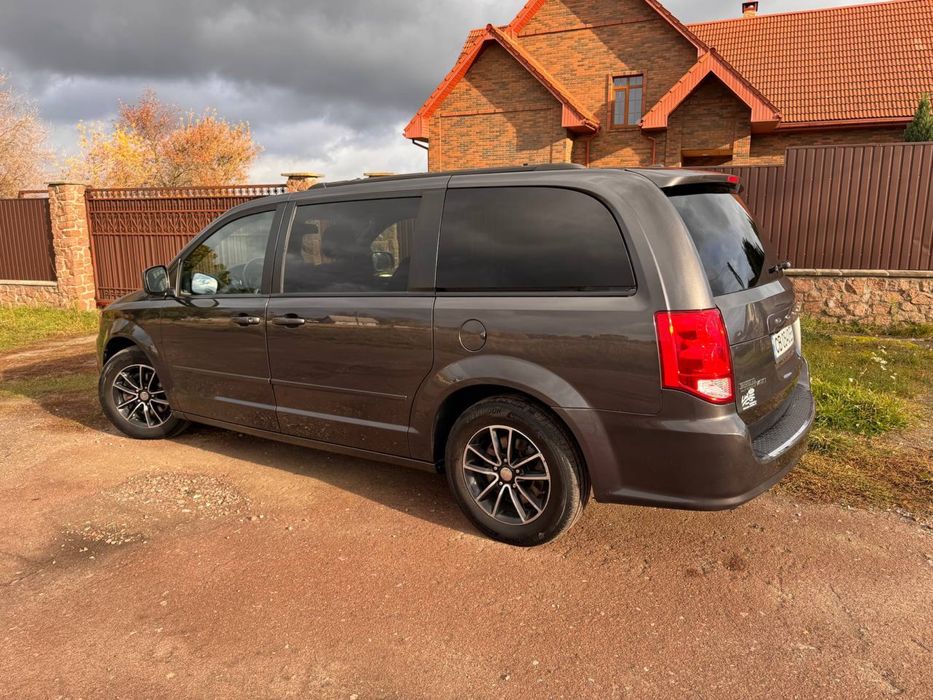 Продам авто Dodge Caravan GT 2017 року