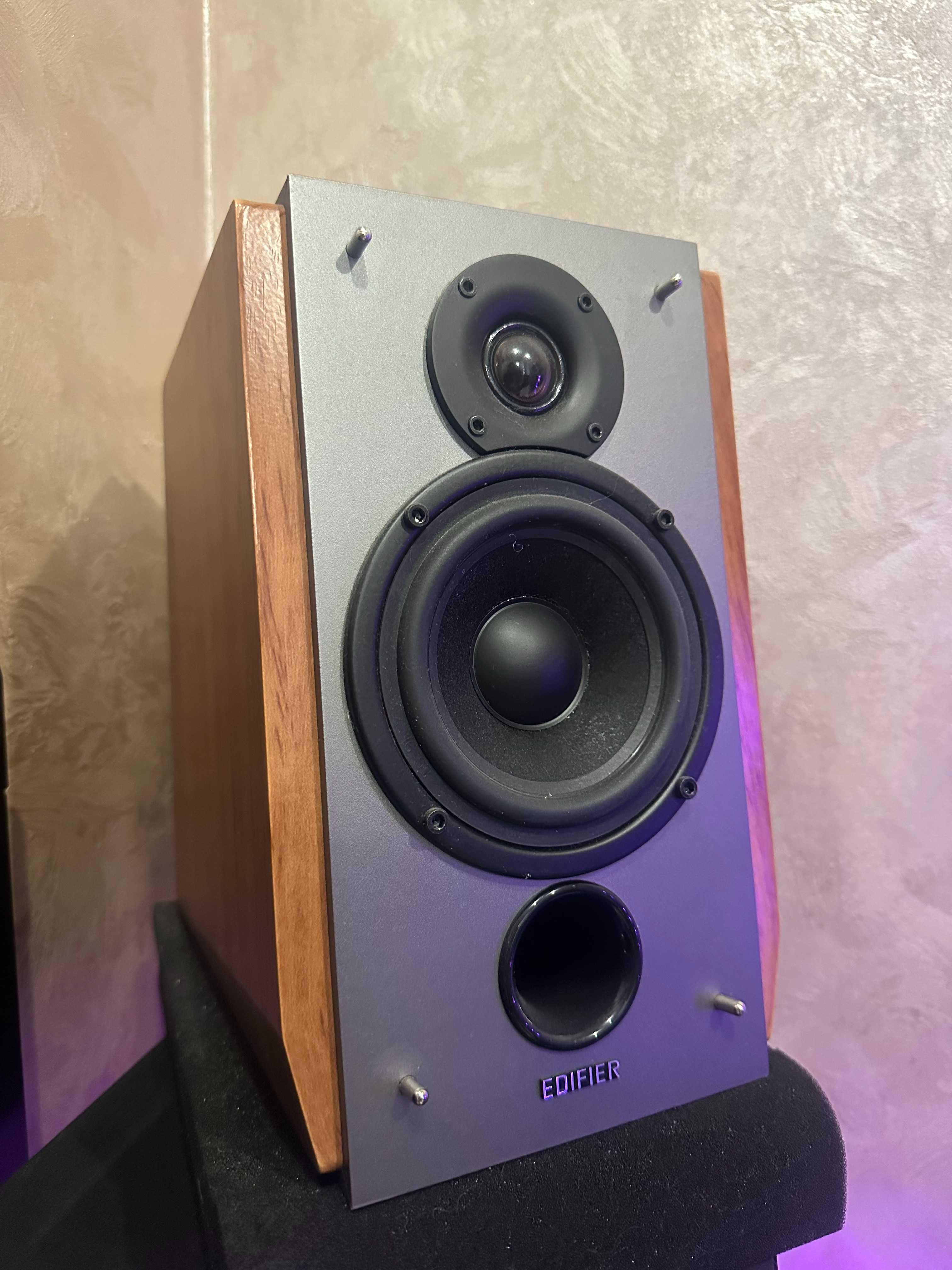 Мультимедийная акустика Edifier R1600TIII