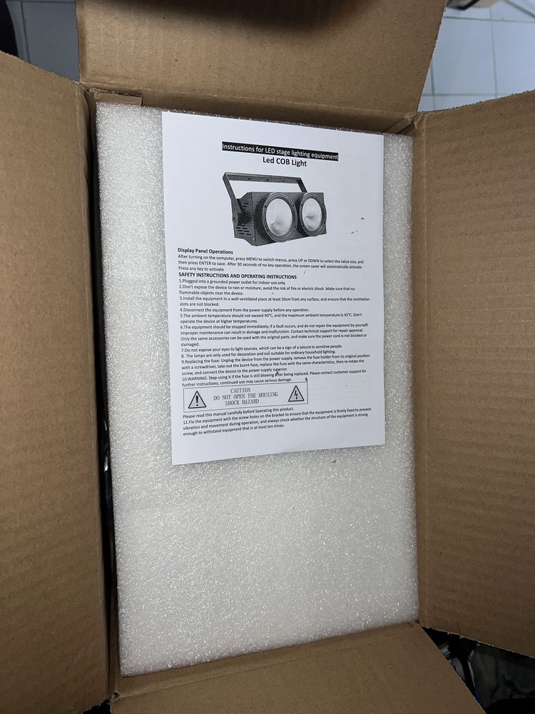 Blinder 200 W COB LED 2 cores (branco/amarelo)