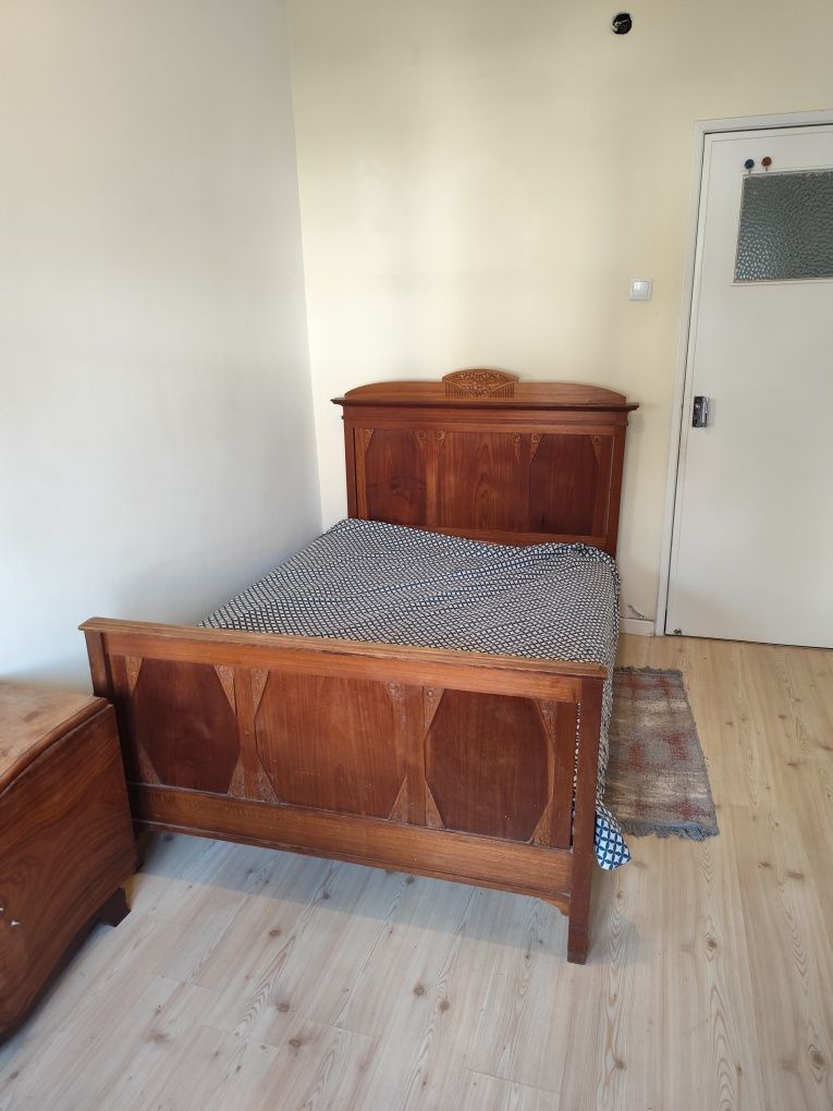 Quarto Individual  para Arrendamento  Mensal