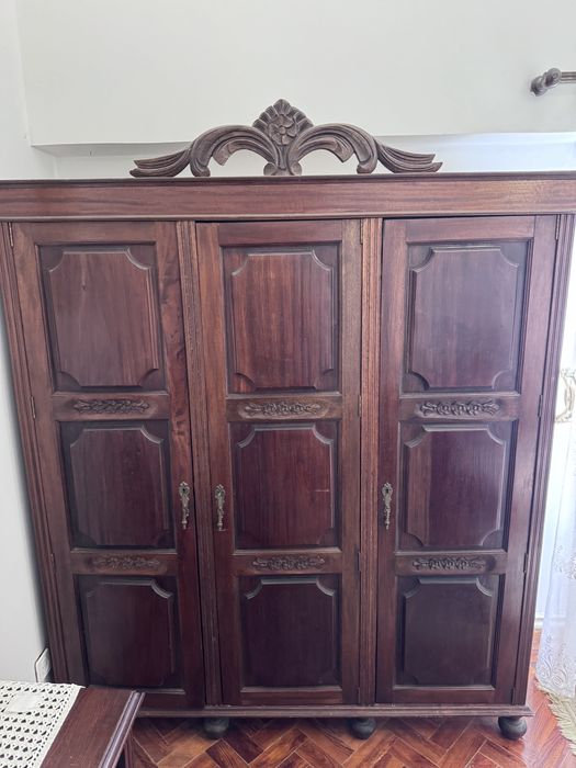 Armario e comoda vintage