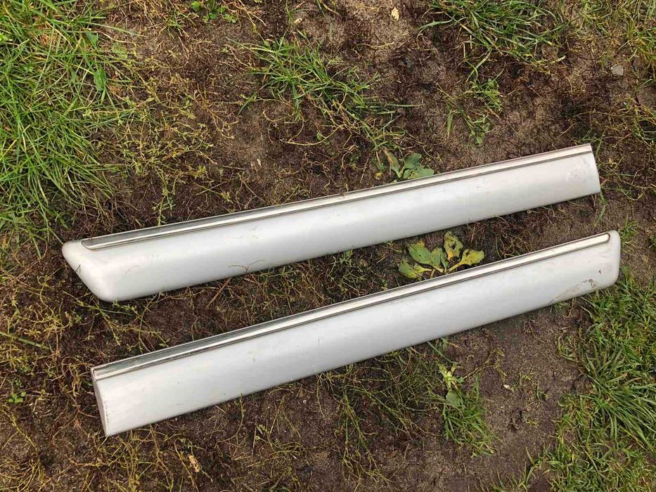 Накладки на задние двери Mercedes-Benz w210 E-class молдинги листва