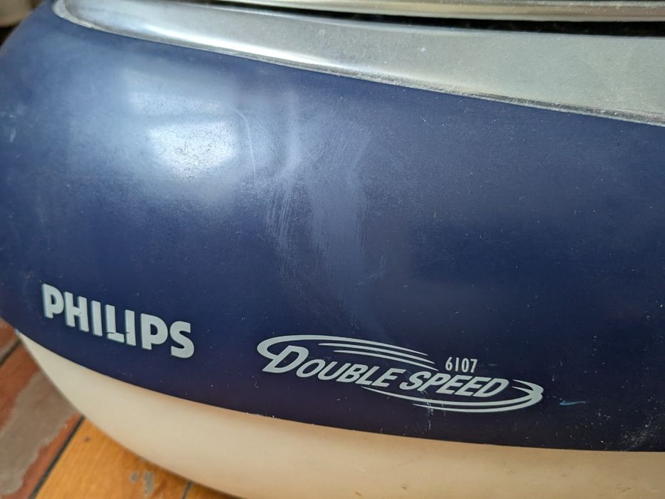 Парогенератор  утюг Filips Perfekt Care Ekspert