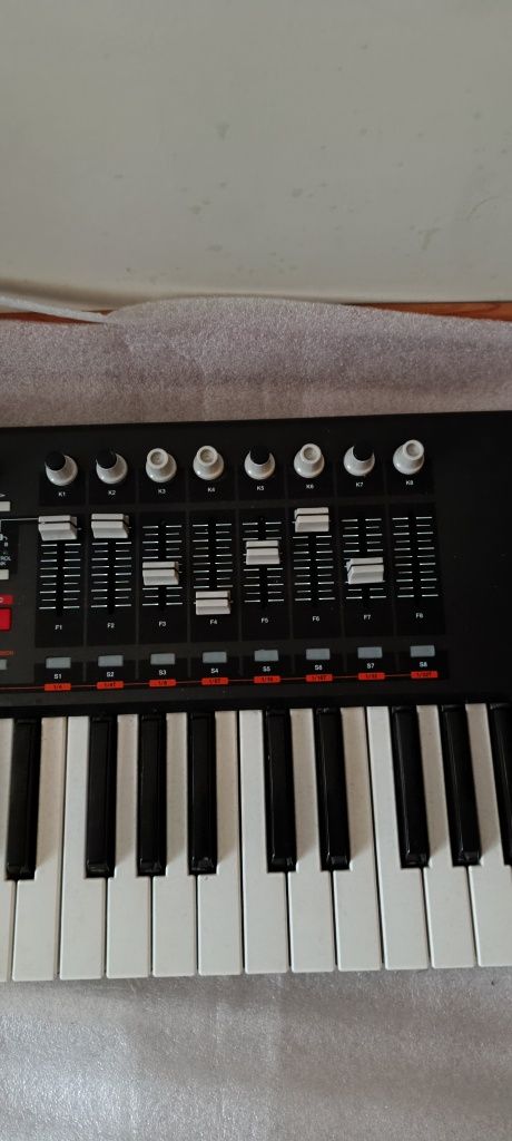 Akai mpk 61 Polecam!