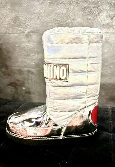 Sniegowce love moschino srebrne