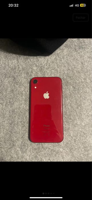 Iphone XR vermelho