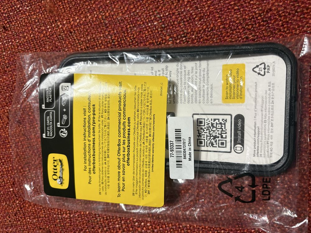 Capa iphone 16e, 15, 14, 13 otterbox defender xt magsafe