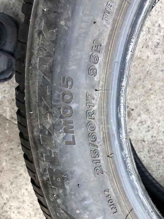 215/60/17 bridgestone blizzak lm005