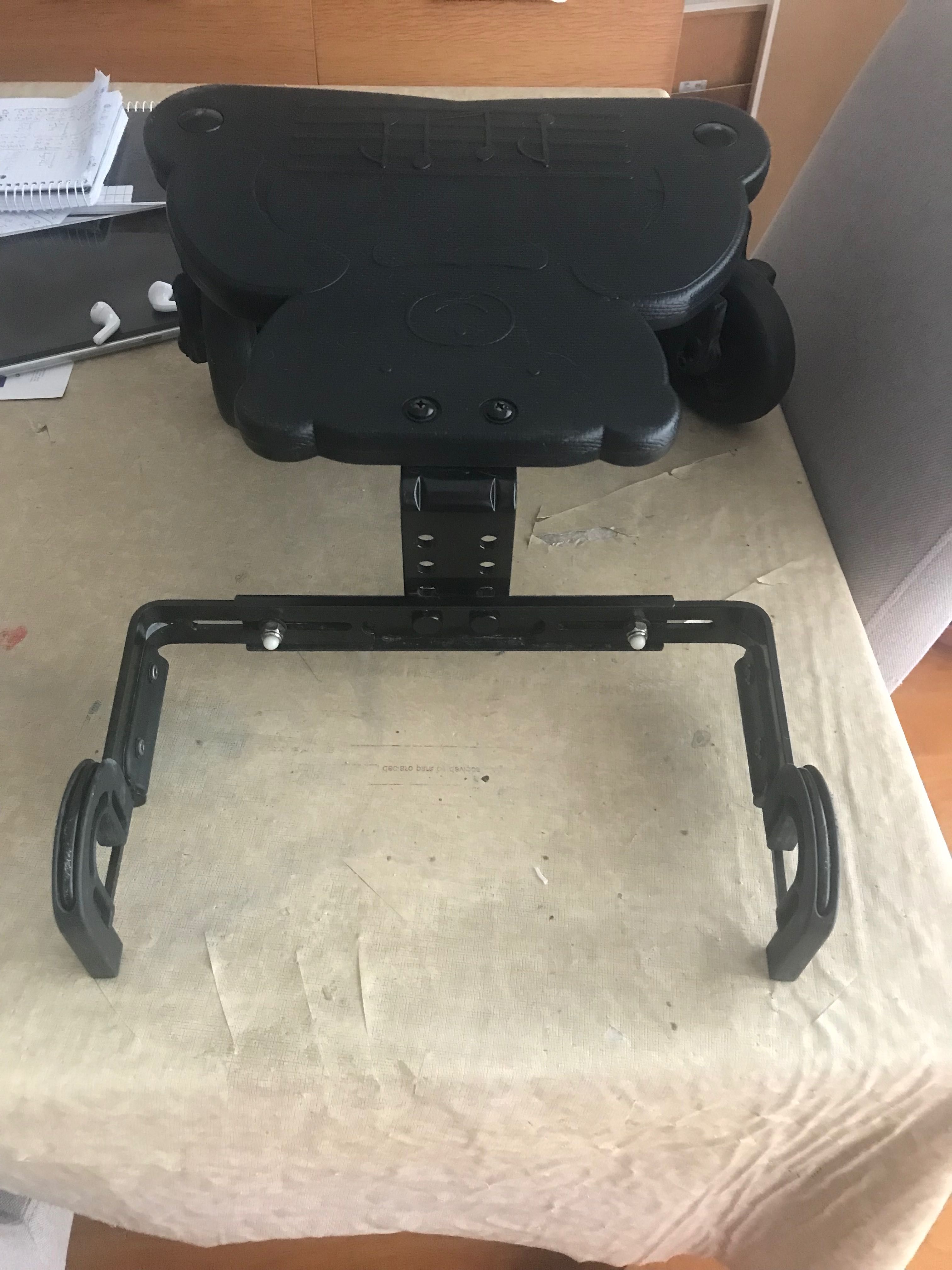 Degrau/ suporte para transporte de criança