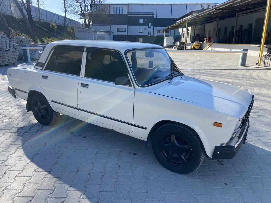 Продам ВАЗ 2107 1.5 бензин