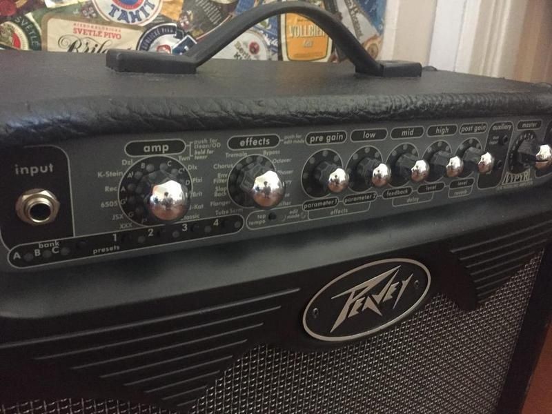 Комбопідсилювач Peavey Vypyr 15