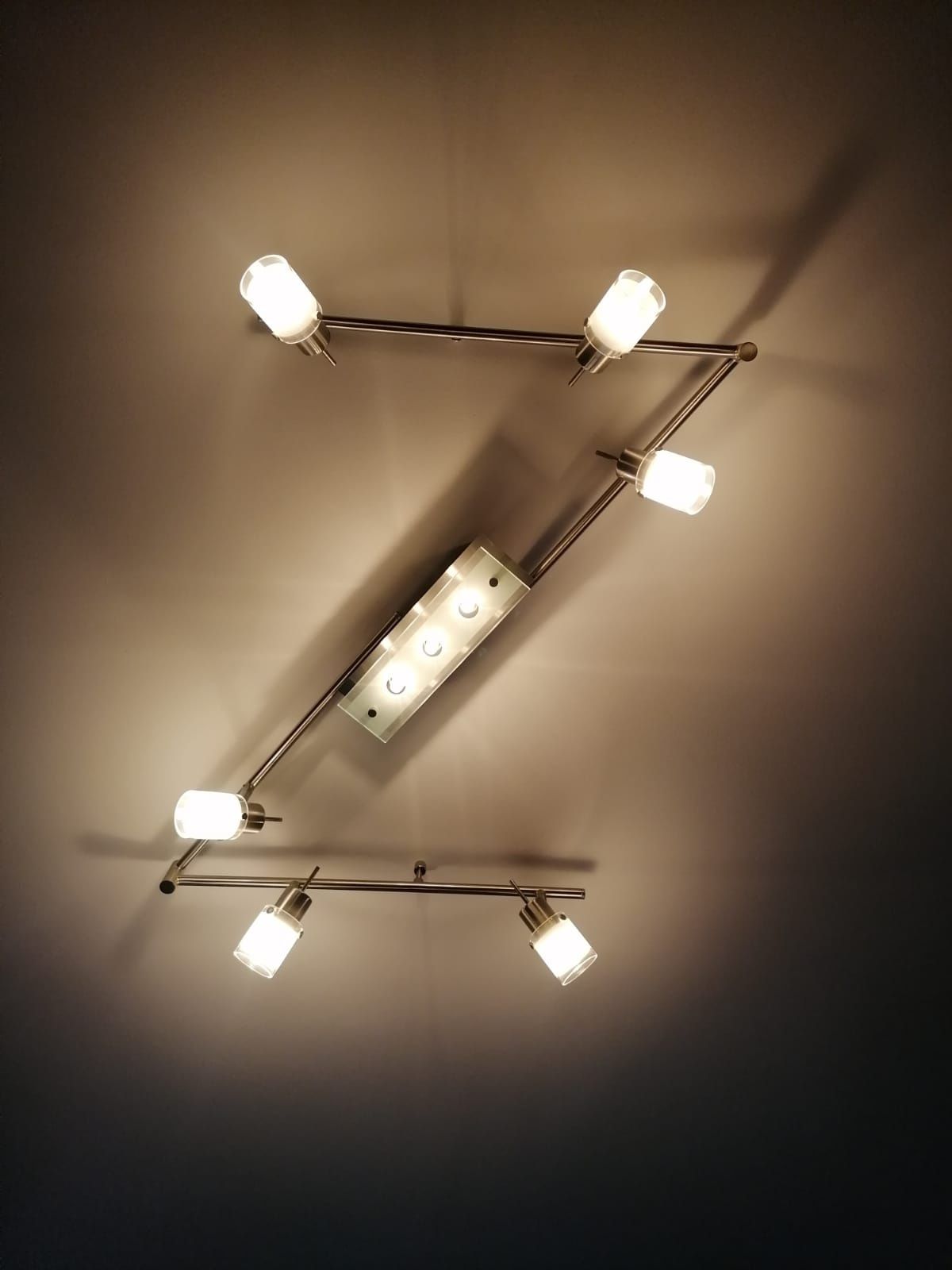 Lampa sufitowa jak nowa