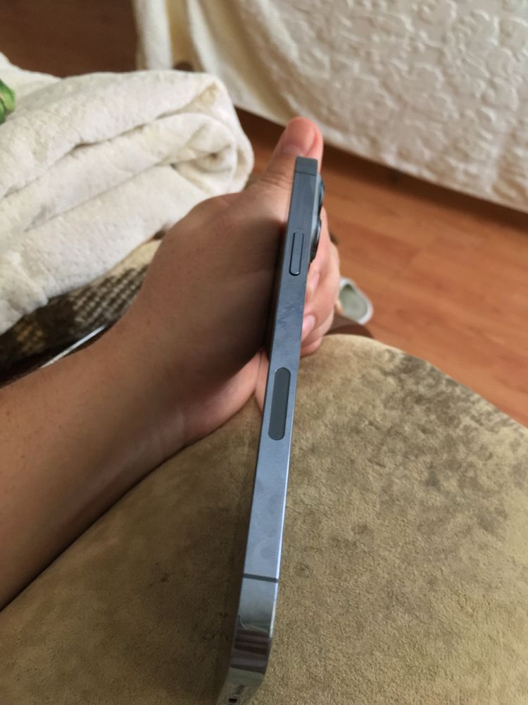Продам iphone 13 Pro Max 256gb