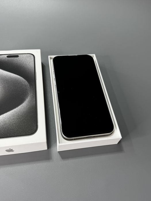 Iphone 15 pro max 256 White Titanium