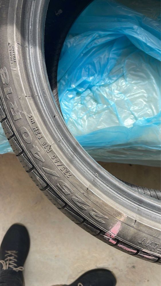 Шины всесезонні Pirelli Run Flat r18