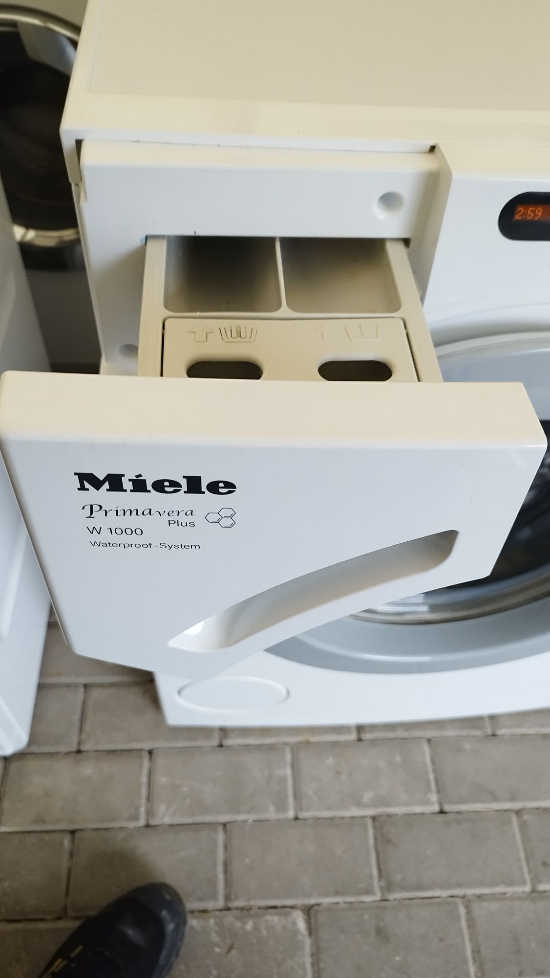 Pralka Miele W 1000