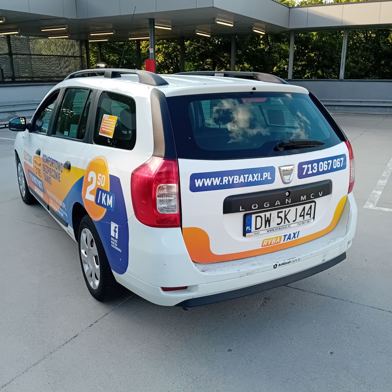 Dacia Logan MCV uszkodzony
