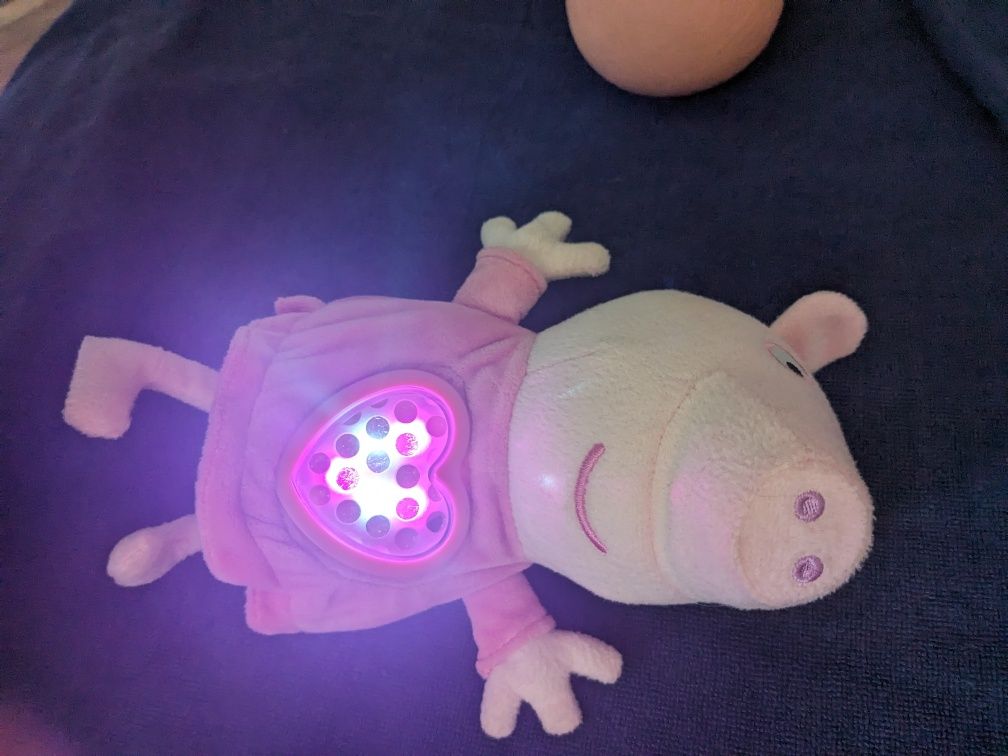 Свинка пеппа іграшка зі звуком і світлом