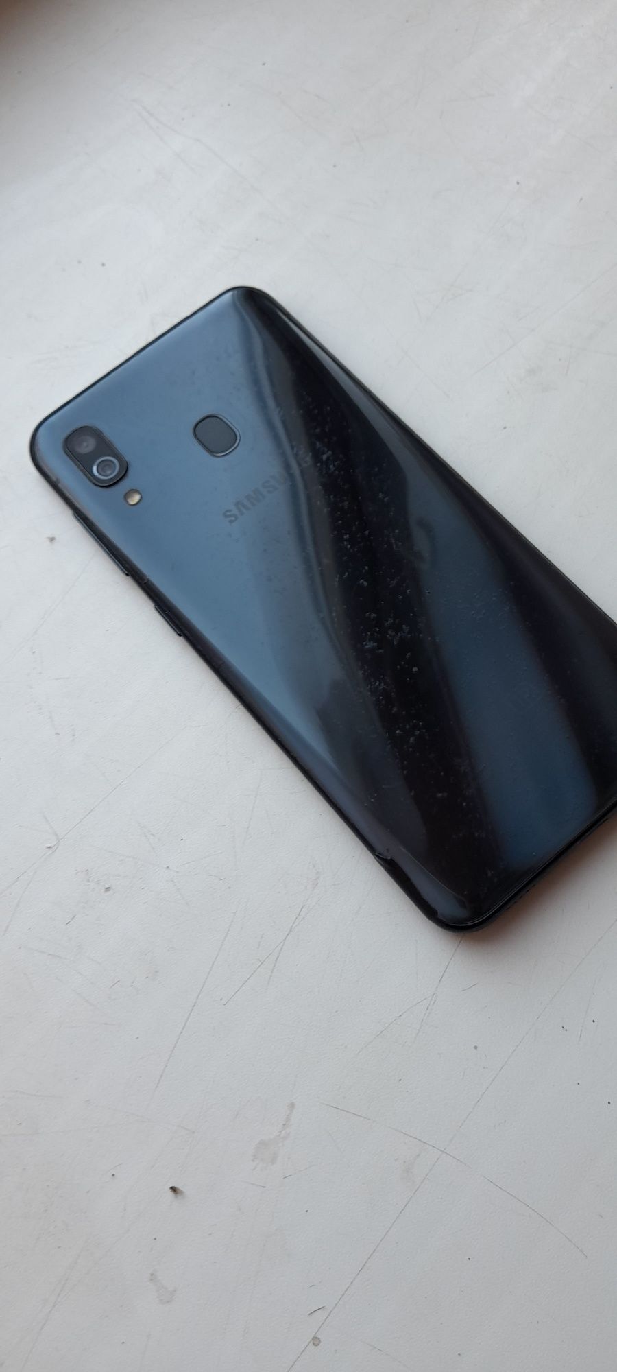 Samsung a30. с коробкой