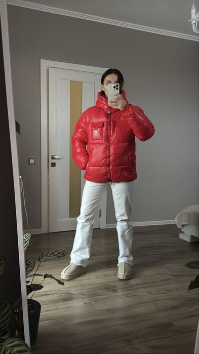 Стильна куртка монклер moncler