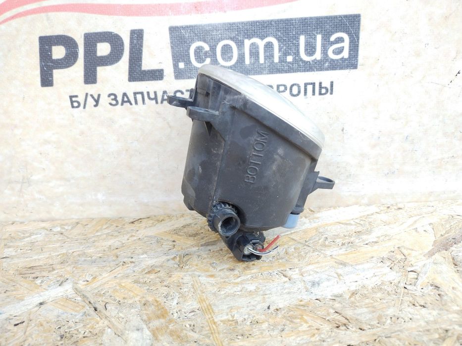 Toyota Yaris II 06-09 Avensis T25 Rav4 III Auris туманка левая