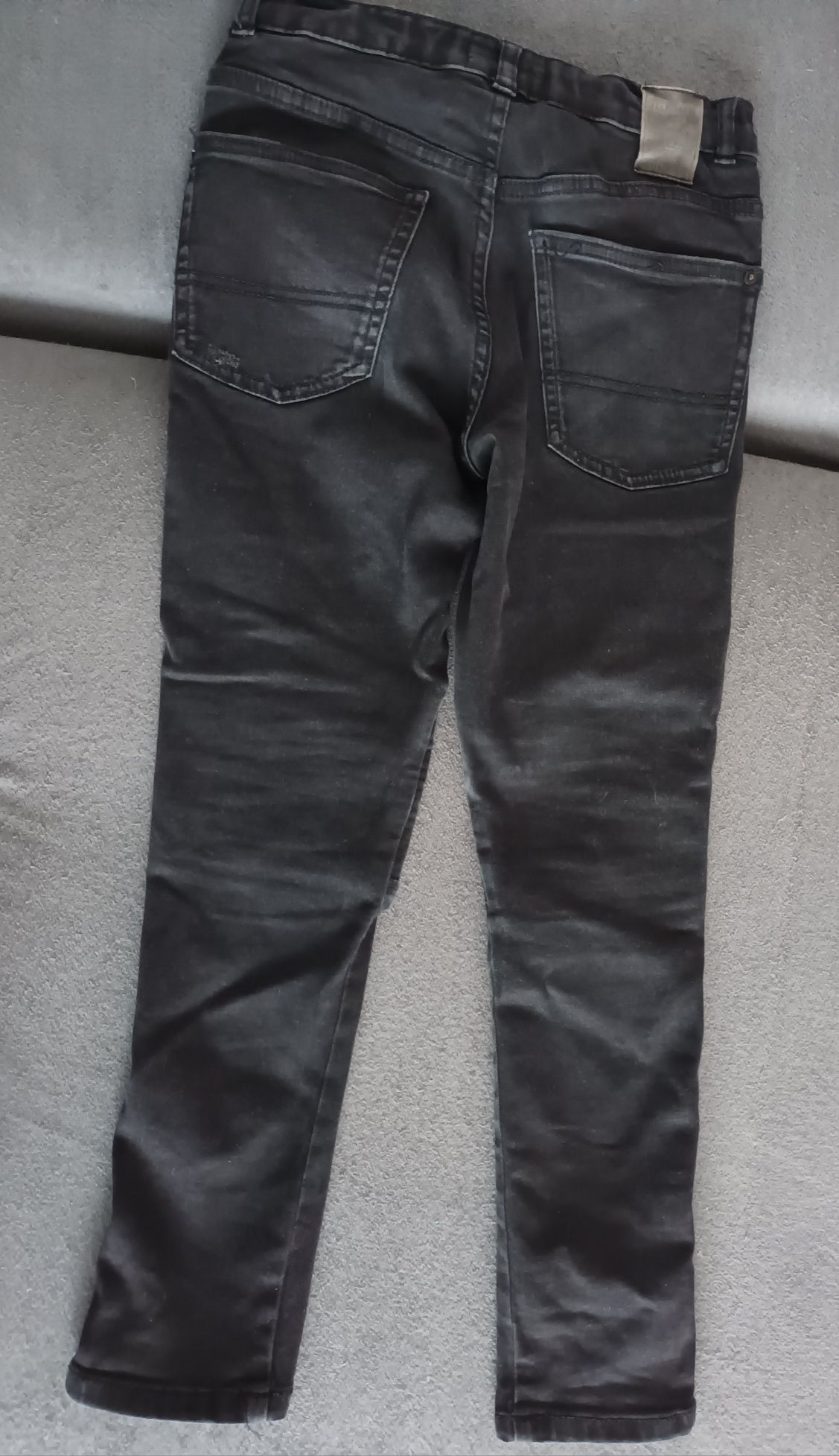 Spodnie jeansy Zara chłopięce czarne 134