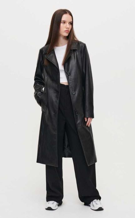 Пальто чорне шкіряне