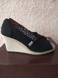 Espadryle koturn TOMS j.nowe 38/39