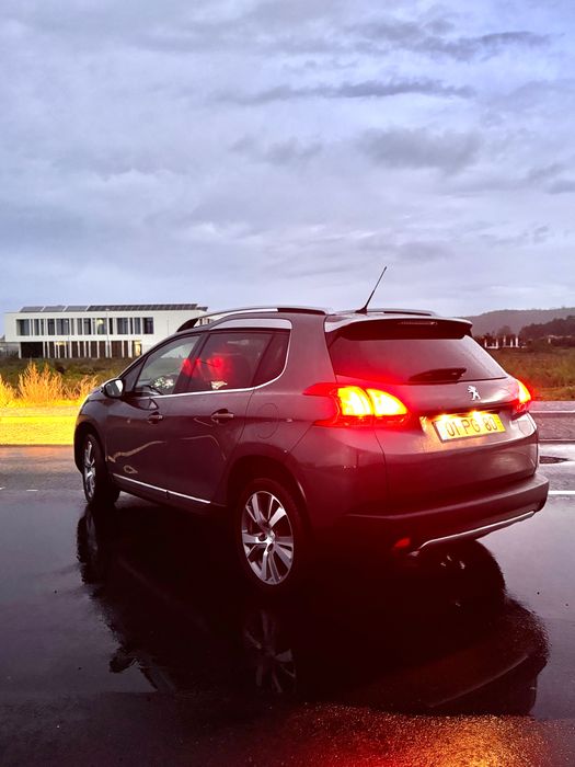 Peugeot 2008 Allure 1.6 e-Hdi 115cv