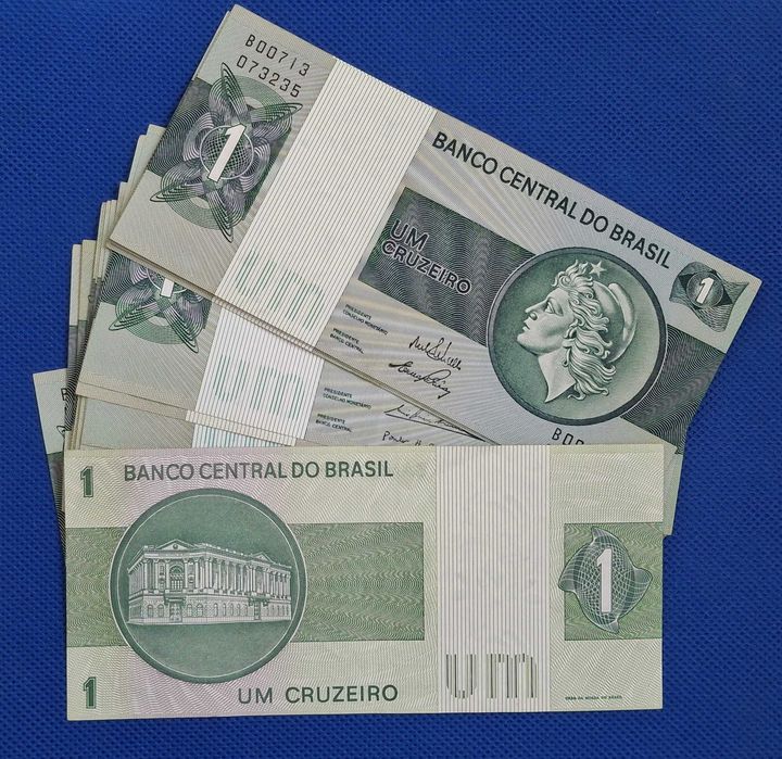 Brasil - 1 cruzeiro (MBC) - fundo da imagem verde