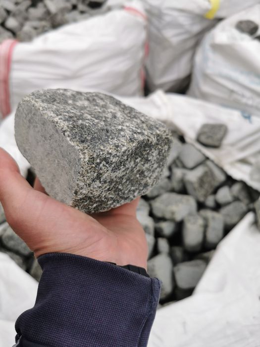 Kostka Granitowa otaczana Czarna Gabro